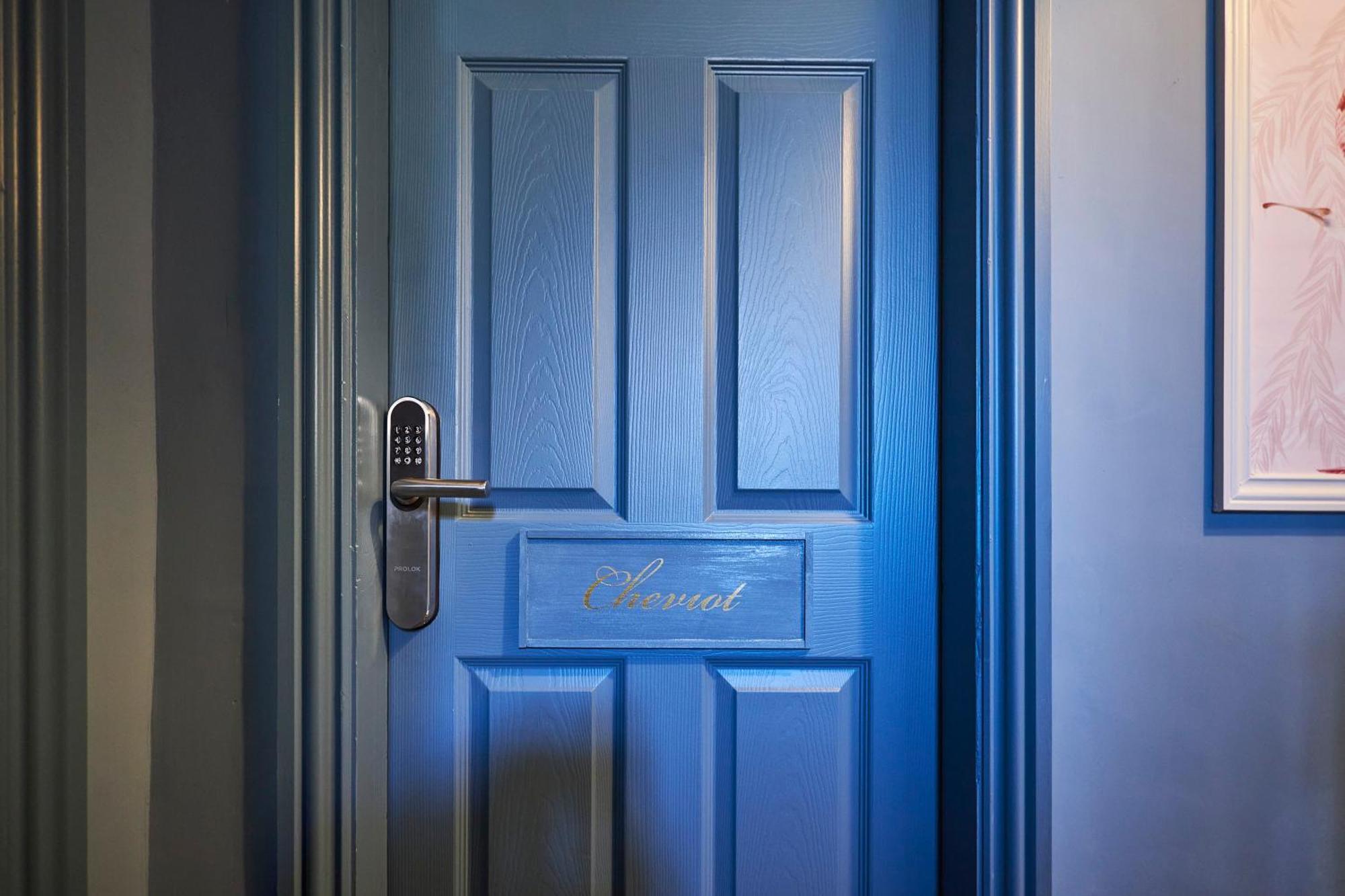 Arlington House Hotel - Self Check-In Suites Wooler Szoba fotó